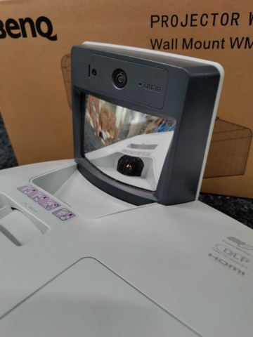 1581412-6 Projektor Benq LW855UST