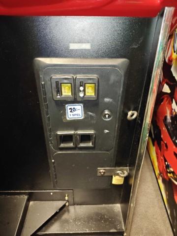 1484539-9 Arcade game Super Bikes C523 -2008