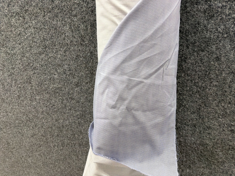 1582213-2 Fabric roll 150 cm