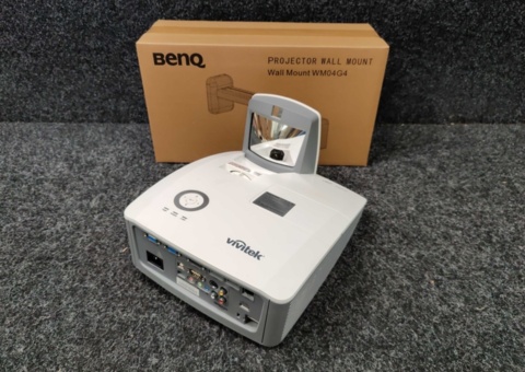 Projector Vivitek D756USTi