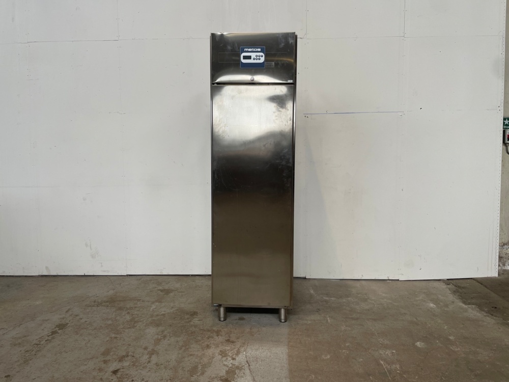 1581684-1 Refrigerator restaurant/commercial kitchen, 2012