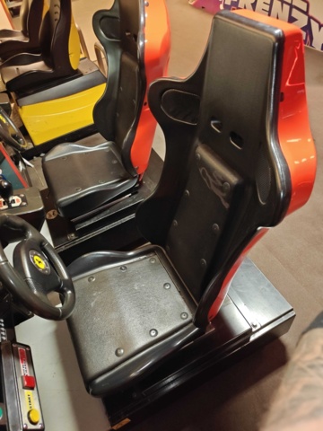 1484541-5 Arcade game Outrun 2 Twin