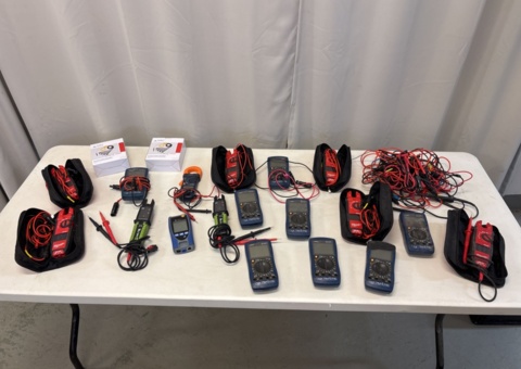Large collection of installation testers and measuring instruments - Milwaukee, Limit, Elma