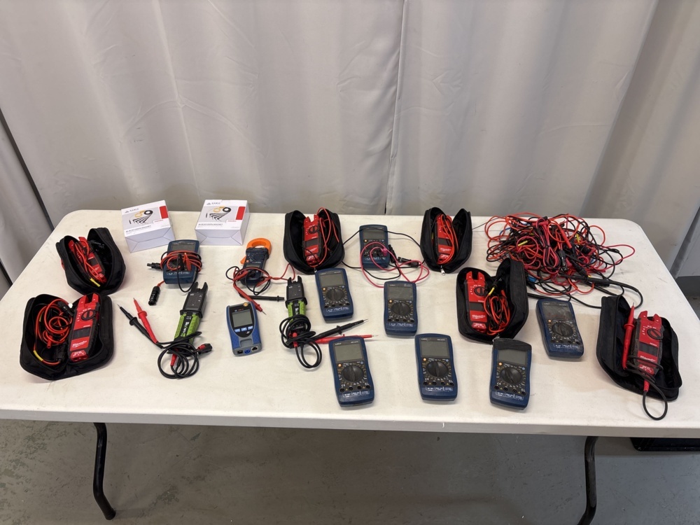 1511397-1 Large collection of installation testers and measuring instruments - Milwaukee, Limit, Elma