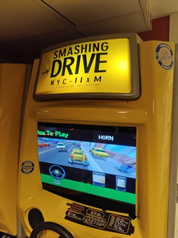 1484543-8 Two Smashing Drive arcade games
