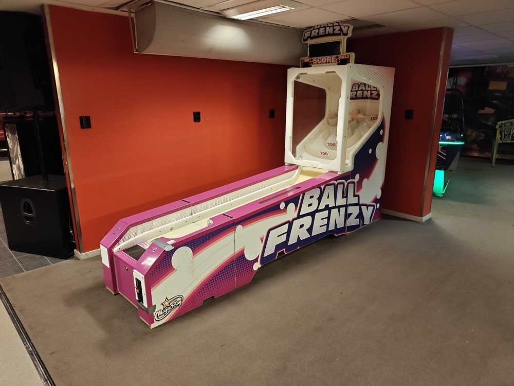 1484544-1 Arcade game Ball Frenzy