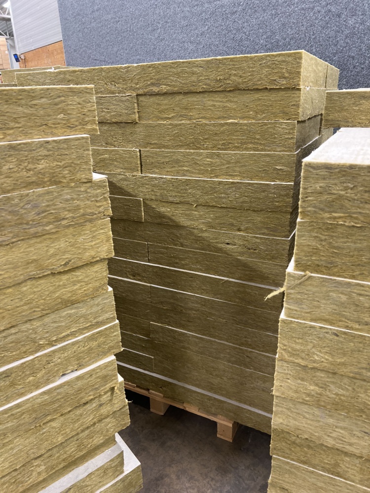 1582543-3 3 pallets of used Kanalbatts 95