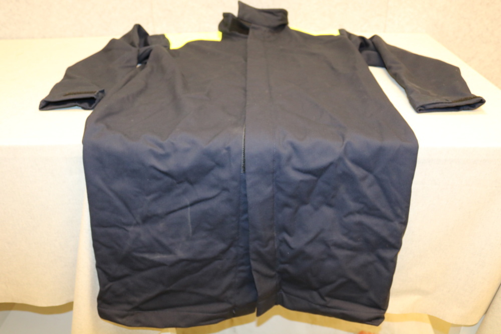 1514977-4 Long jacket Tranemo L. Flame-retardant material, plus Powerbank & mobile charger
