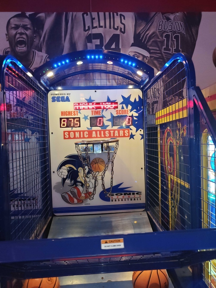1484558-2 Arcade game Sonic Allstars basketball