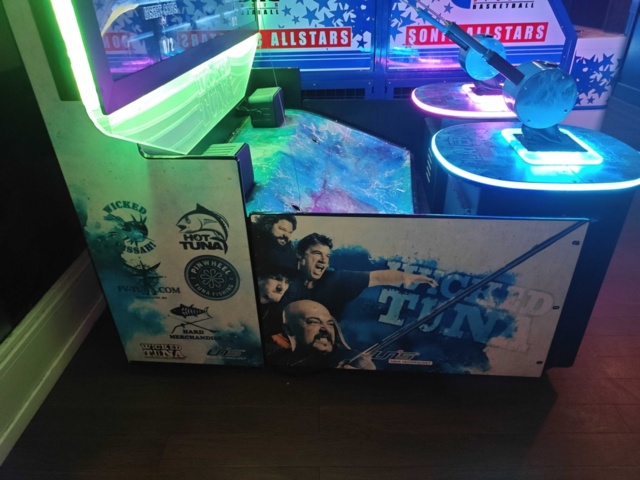 1484559-12 Arkadspel Wicked Tuna