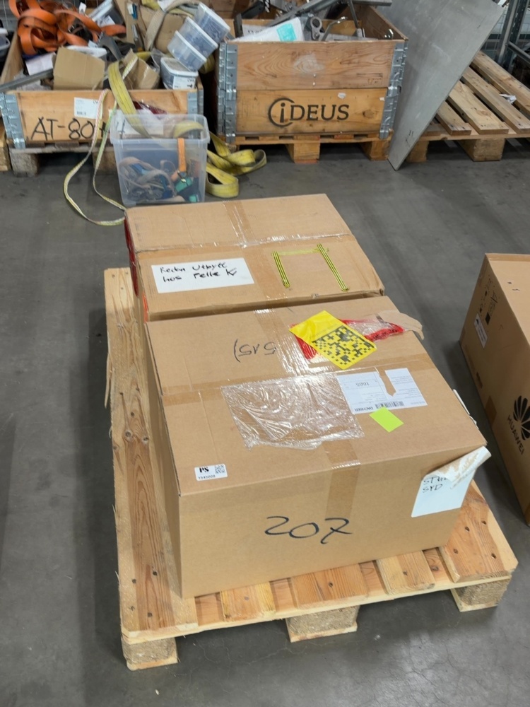 1545008-1 Nya/oanvända växelriktare 2 st - BI-inverter 3Ph 3,5 kW STE