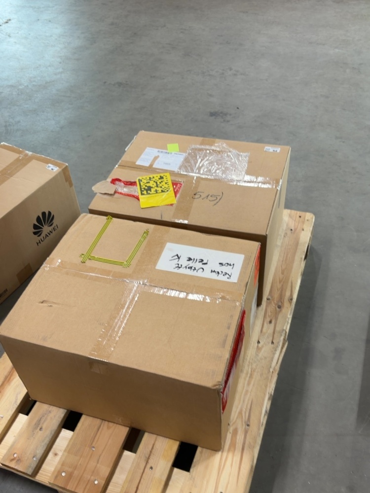 1545008-2 Nya/oanvända växelriktare 2 st - BI-inverter 3Ph 3,5 kW STE