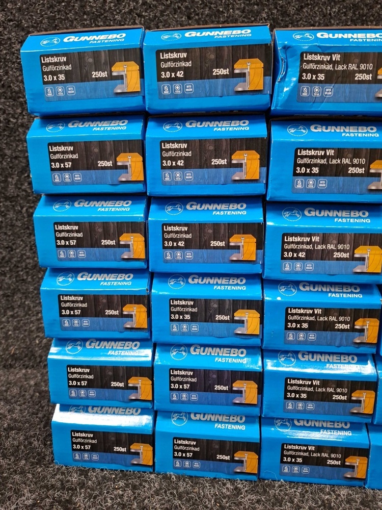 1581580-2 7500 pcs. Strip screws & Floor and baseboard screws, Gunnebo