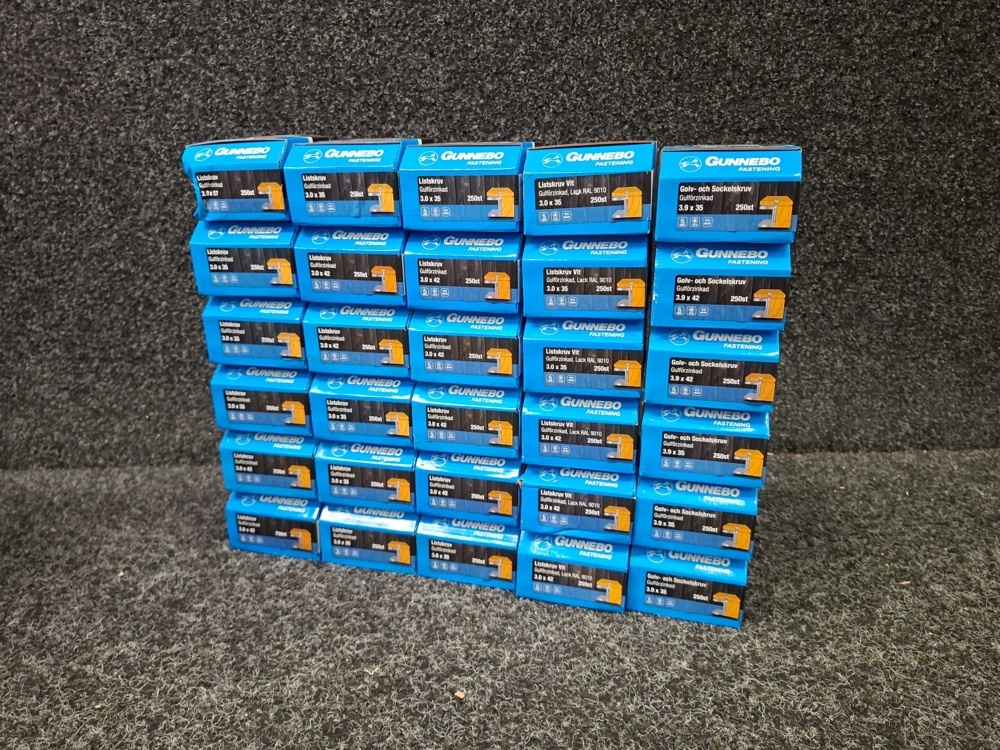 1581581-1 7500 pcs. Strip screws & Floor and baseboard screws, Gunnebo