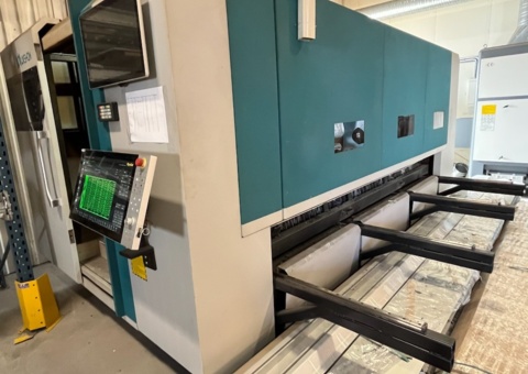 LX3015M Fiber Laser Cutting 2024