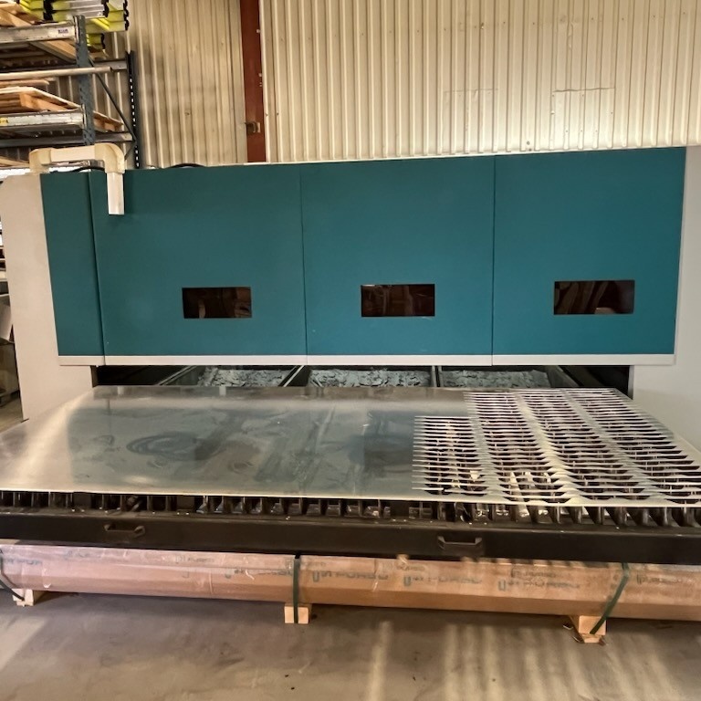 1582625-2 LX3015M Fiber Laser Cutting 2024