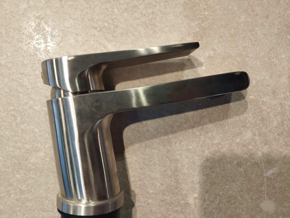 1581348-1 Tvättställsblandare - Scandtap, borstat rostfritt