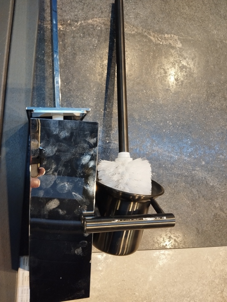 1581355-1 WC-borstar med hållare - Scandtap och Sanova, Shadow och krom
