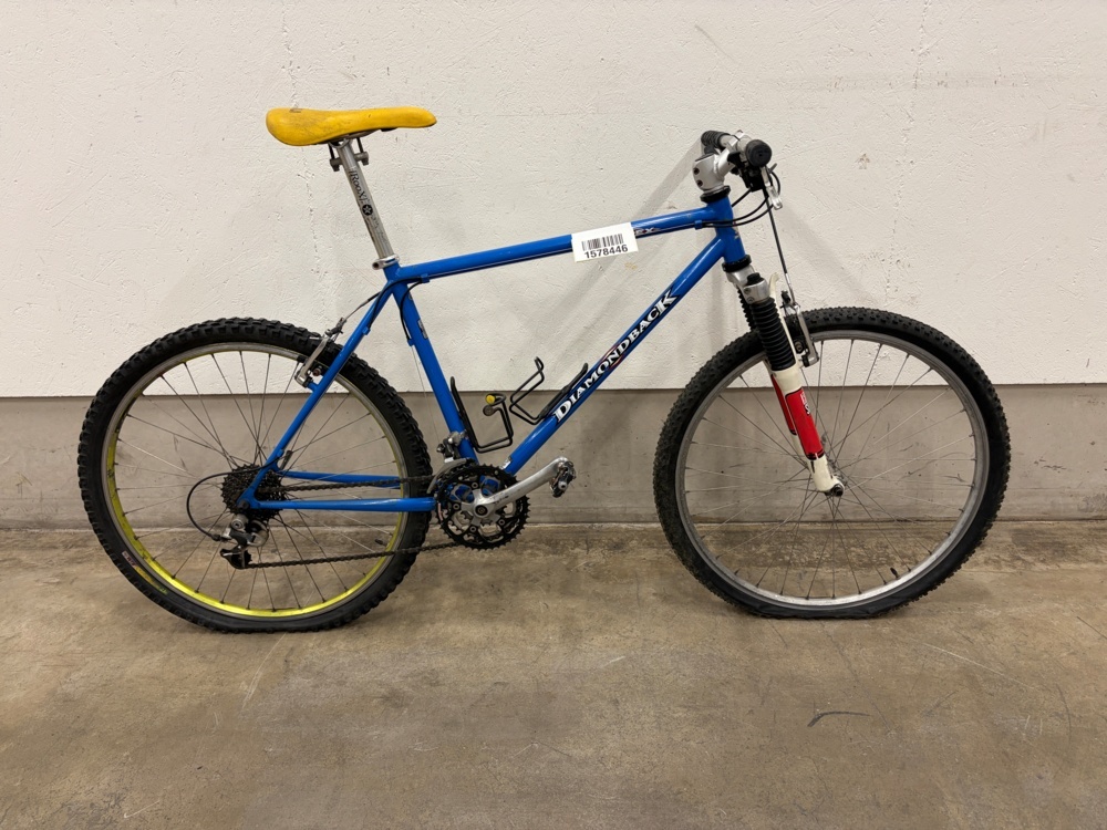 1578446-1 MTB Diamondback