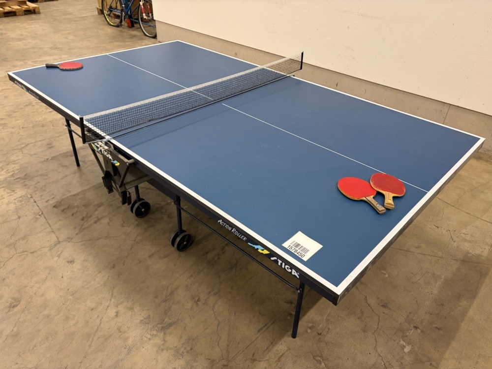 1578450-2 Ping pong table