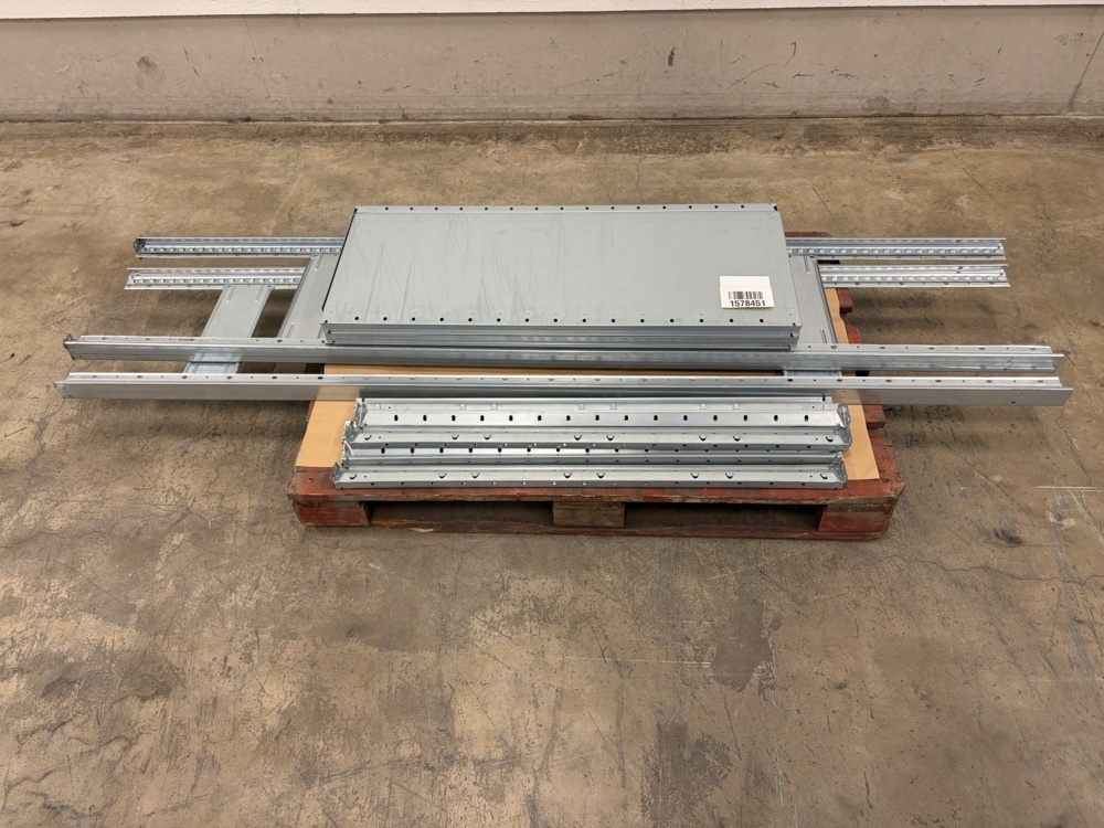 1578451-1 Metal shelf Knock down