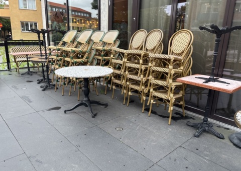 Outdoor furniture - Tables, chairs and sofas
