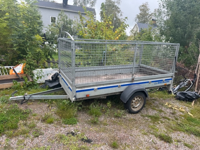1406081-1 Thule släpkärra