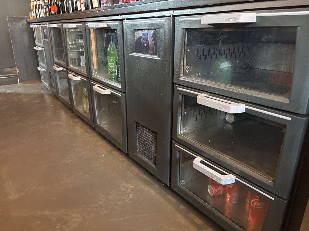1425967-1 Undercounter refrigerator - Flexbar