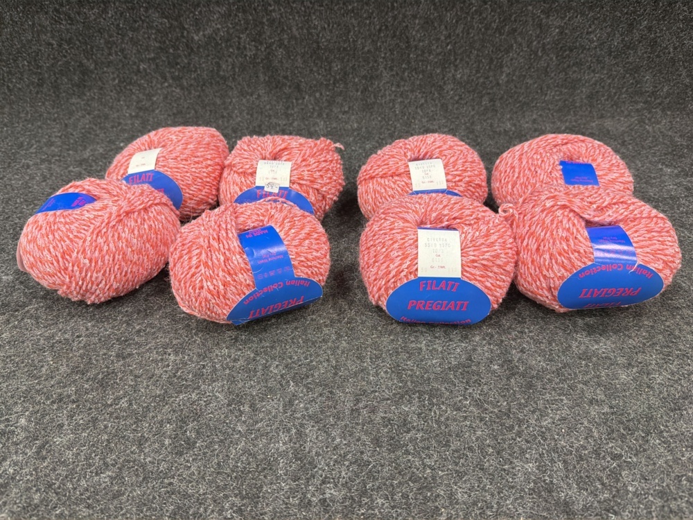 1582663-1 8 balls of yarn