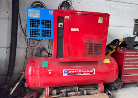 Drift-Air / OMI compressor with 500 liter tank