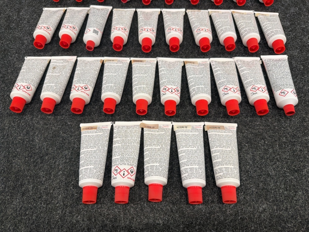 1582971-2 35 st Härdare för 2-komponents polyesterspackel - 50gr