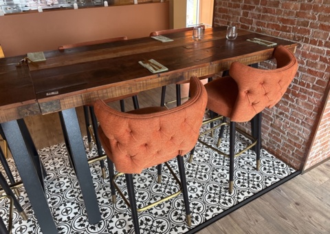 Restaurant furniture bar table