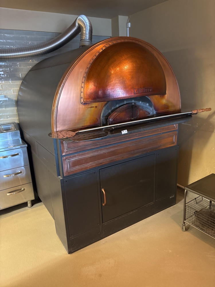 1425981-1 Pizza oven with base - Izzo