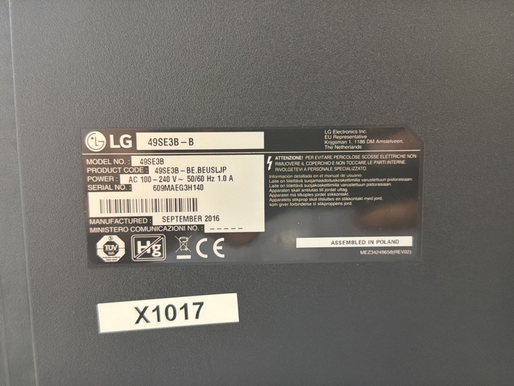 1566078-2 Bildskärm 49" med golvstativ på hjul - LG 49SE3B-B -2016