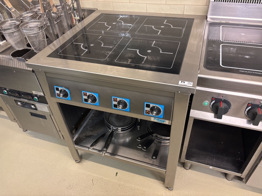 1425989-1 Induction cooker with 4 plates - Fribergs Pana-Copter