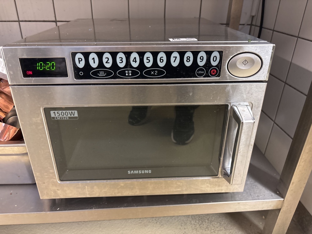 1425997-2 Microwave - Samsung CM1529