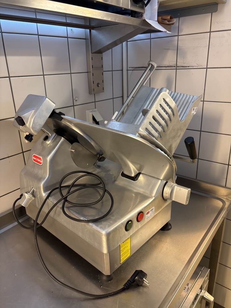 1425998-1 Cutting machine - Avery Berkel