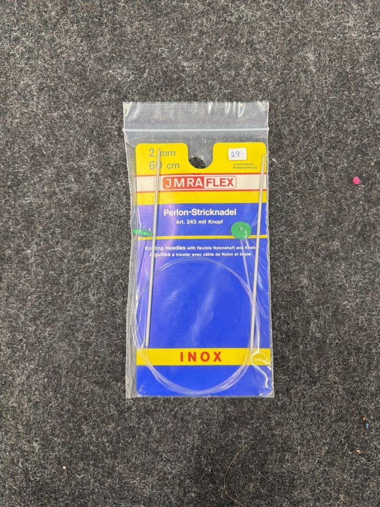 1582680-2 About 100 circular needles