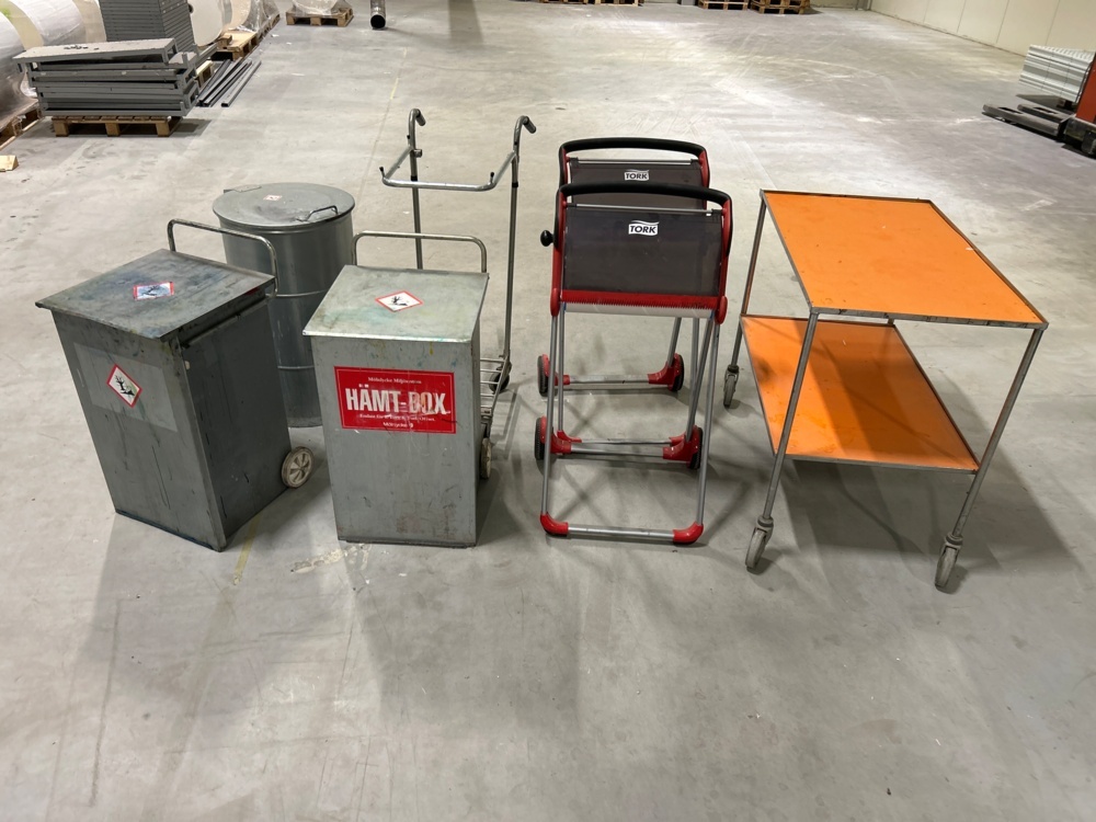 1546000-1 Waste bins, paper holders and trolley