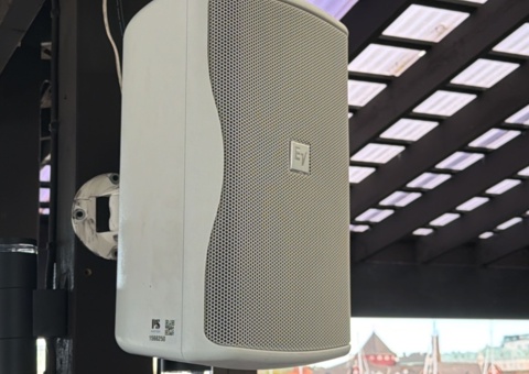 Speakers 4 pcs and disco lamp - Electro-Voice ZX1i-100
