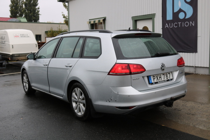 1515224-9 Volkswagen Golf Sportscombi 1.4 TGI (Bensin & Gas) BlueMotion DSG Sekventiell. 2015