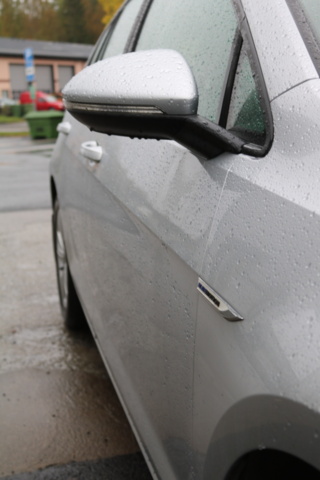 1515224-33 Volkswagen Golf Sportscombi 1.4 TGI (Bensin & Gas) BlueMotion DSG Sekventiell. 2015
