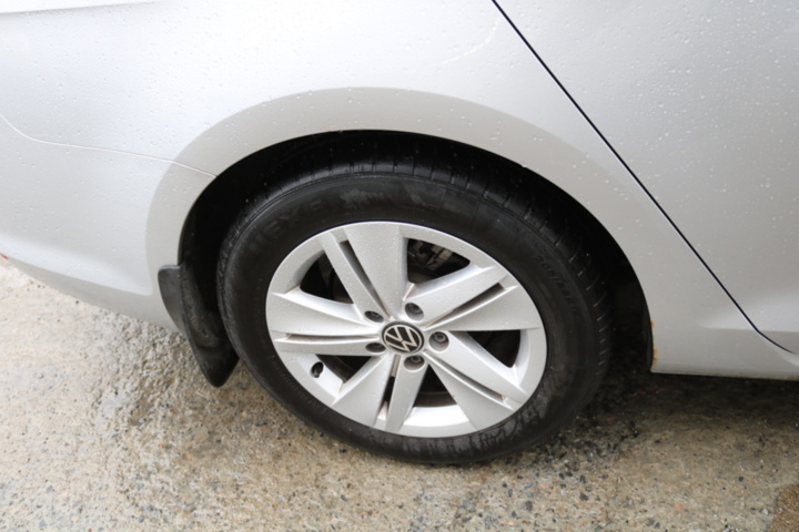 1515224-35 Volkswagen Golf Sportscombi 1.4 TGI (Bensin & Gas) BlueMotion DSG Sekventiell. 2015