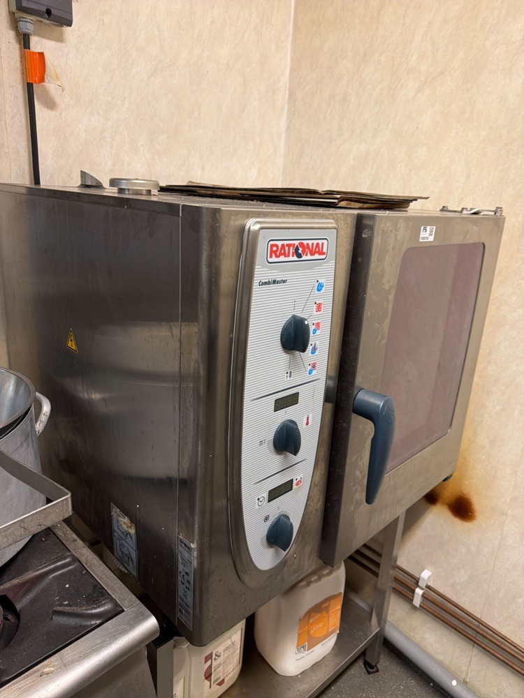 1566256-2 Combi oven on stand - Rational CombiMaster CM 61