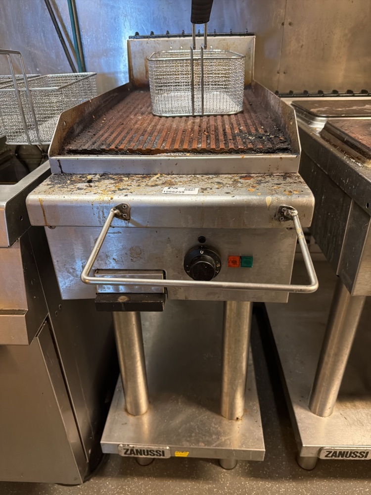 1566259-1 Grill - Zanussi