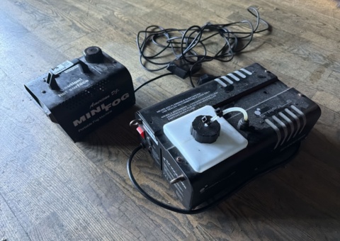 Smoke machines 2 pcs - American DJ Mini Fog and Stairville SF-1000 MKII