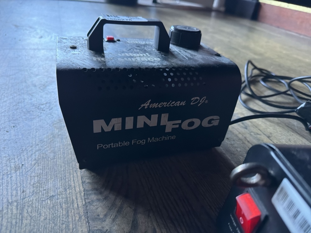 1566278-2 Smoke machines 2 pcs - American DJ Mini Fog and Stairville SF-1000 MKII