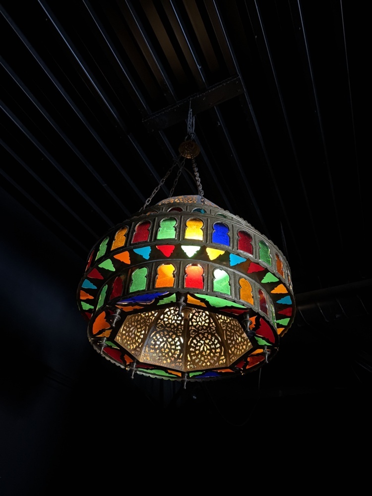 1566276-2 Ceiling lamp in multi-colored design