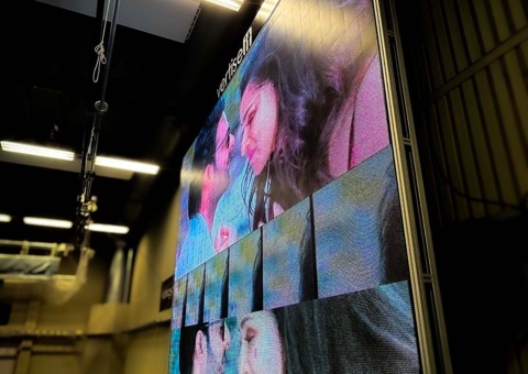Disposal LED screen for digital display