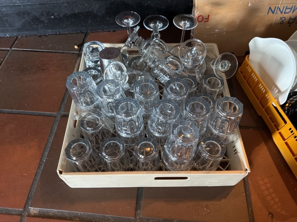 1566282-2 Mixed china and glassware including dish racks